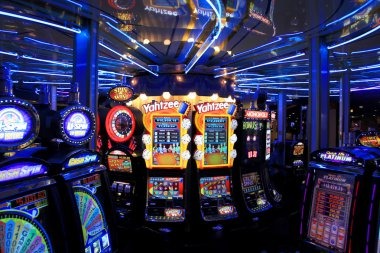 Free spin bonus round in Egypt's Book of Mystery
